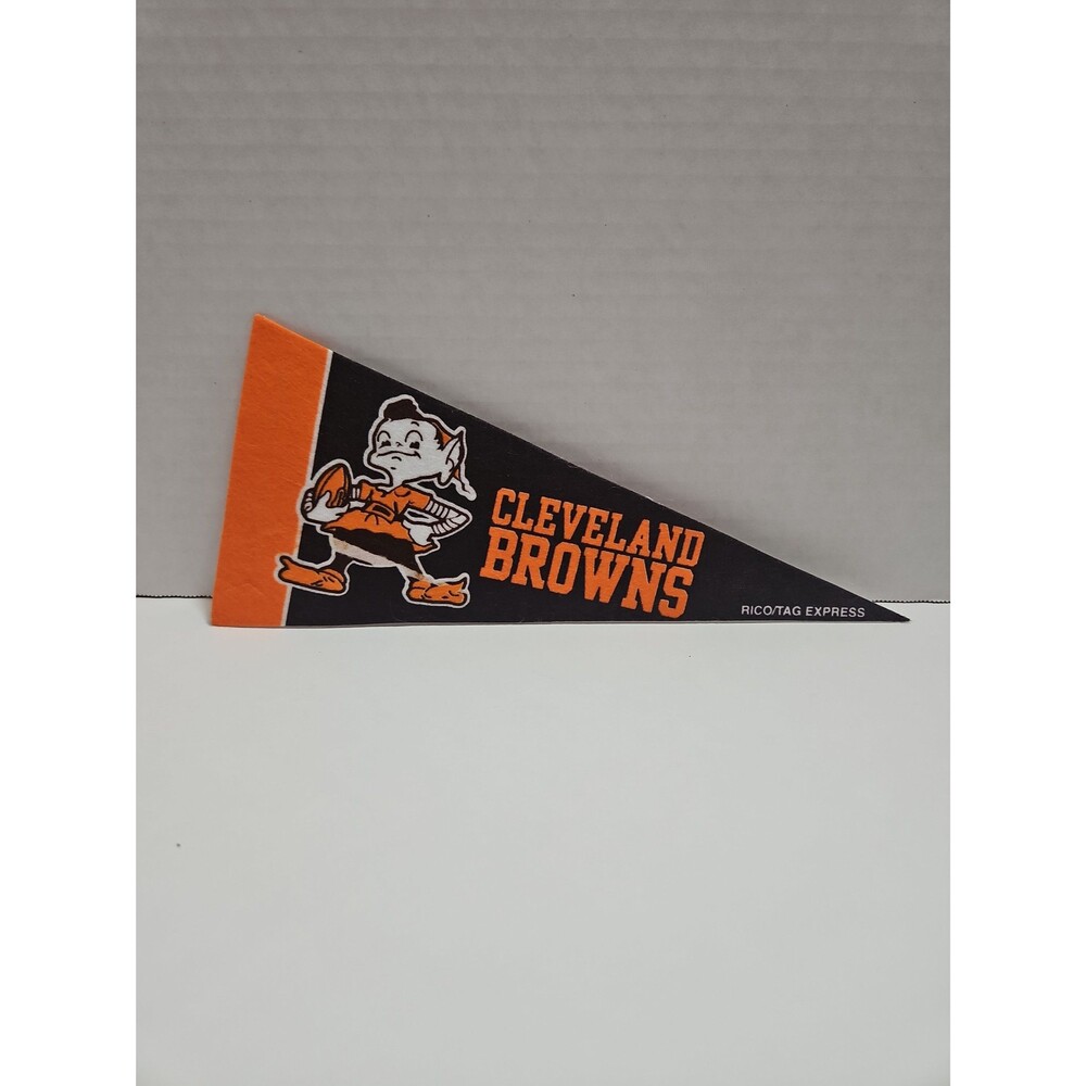 Cleveland Browns NFL mini felt flag